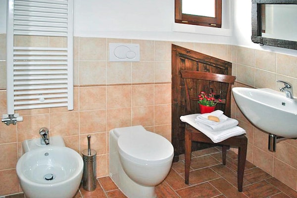 Foto van Stijlvol appartement voor 6 in Montefortino - Vakantiehuis in Montefortino - BathRoom