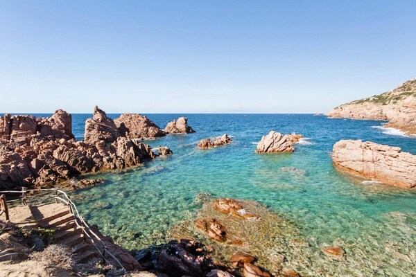Foto van Vakantiehuis Costa Paradiso met Uitzicht - Vakantiehuis in Trinità d'Agultu e Vignola (OT) - WaterView