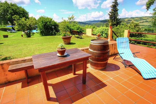 Foto van Schilderachtige Toscaanse boerderij - Vakantiehuis in Castiglione D'orcia - TerraceBalcony
