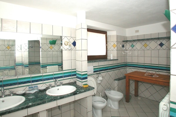 Foto van Schilderachtige Toscaanse boerderij - Vakantiehuis in Castiglione D'orcia - BathRoom