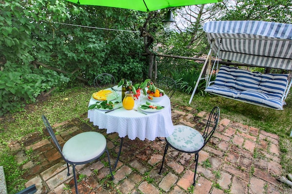 Foto van Boerderij in Umbrië nabij Palazzo Bourbon - Vakantiehuis in Monte s. Maria Tiberina - TerraceBalcony