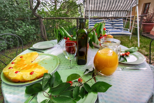 Foto van Boerderij in Umbrië nabij Palazzo Bourbon - Vakantiehuis in Monte s. Maria Tiberina - TerraceBalcony