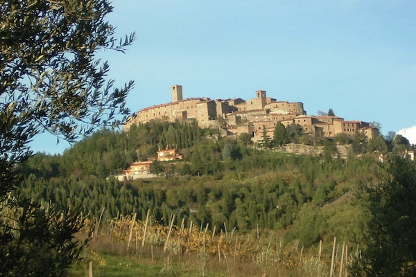 Foto van Boerderij in Umbrië nabij Palazzo Bourbon - Vakantiehuis in Monte s. Maria Tiberina - AreaSummer1KM