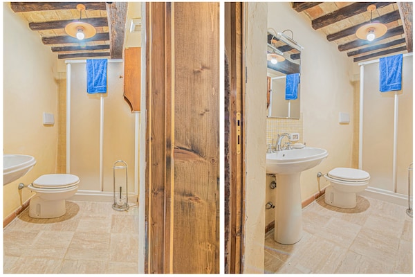 Foto van Villa Belle Vue: een charme - Vakantiehuis in Montalcino - BathRoom
