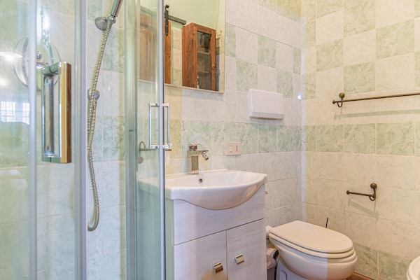 Foto van Villa Belle Vue: een charme - Vakantiehuis in Montalcino - BathRoom