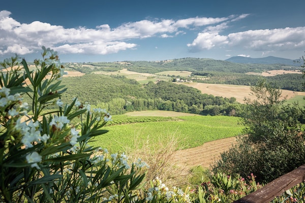 Foto van Villa Belle Vue: een charme - Vakantiehuis in Montalcino - ViewSummer