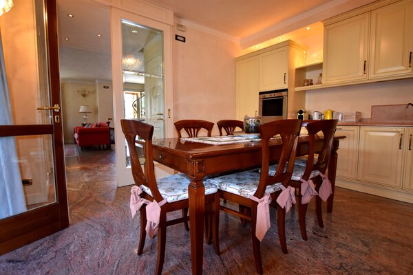 Foto van Eco-villa in wijnland - Vakantiehuis in Villa Pedergnano - Erbusco - DiningRoom