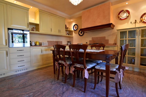 Foto van Eco-villa in wijnland - Vakantiehuis in Villa Pedergnano - Erbusco - Kitchen