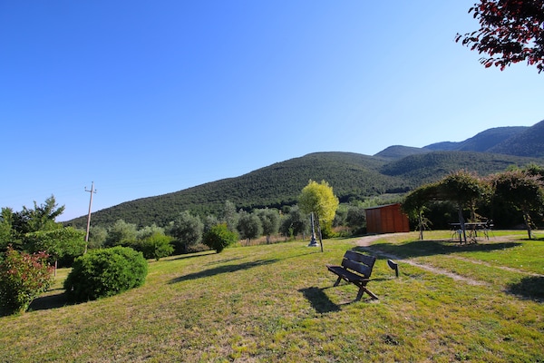 Foto van Boerderij in Casperia met zwembad & uitzicht - Vakantiehuis in Casperia - GardenSummer