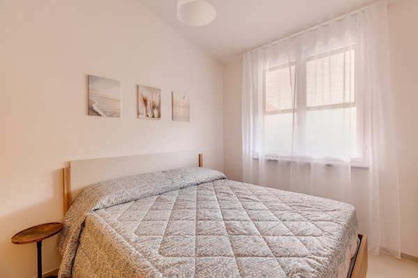 Foto van Appartement met terras met zeezicht en airconditioning. - BedRoom