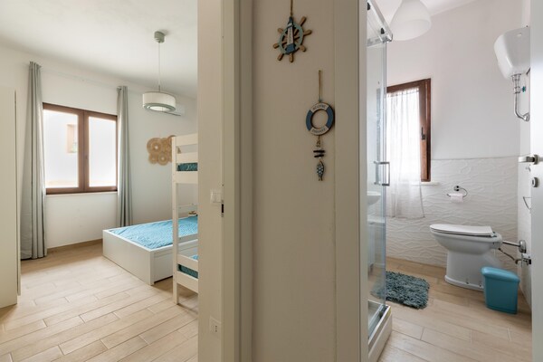 Foto van Appartamento con aria condizionata - Vakantiehuis in Sassari - BathRoom
