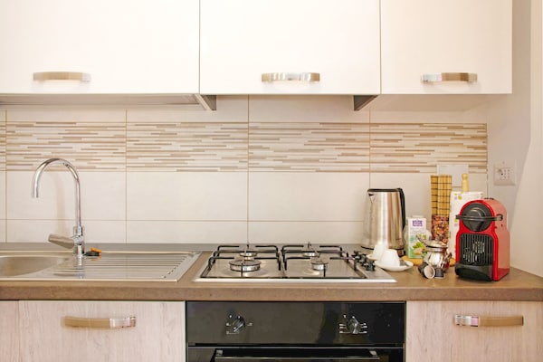 Foto van Appartement in Casale met wijngaard uitzicht - Vakantiehuis in Moncucco Torinese - Kitchen