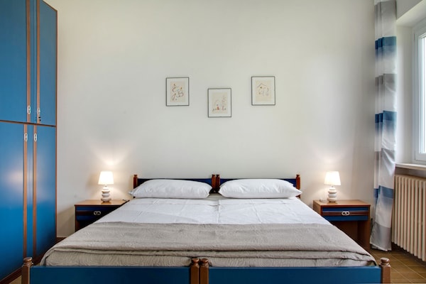 Foto van Appartement in Casale met wijngaard uitzicht - Vakantiehuis in Moncucco Torinese - BedRoom