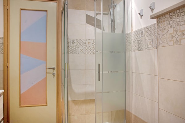Foto van Appartement in Casale met wijngaard uitzicht - Vakantiehuis in Moncucco Torinese - BathRoom
