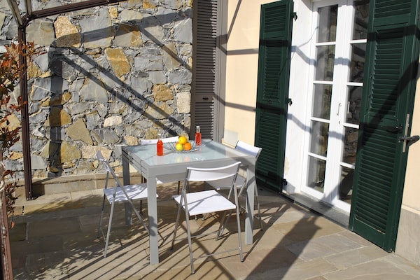 Foto van Appartement Finale Ligure bij Ondina Strand - Vakantiehuis in Magliolo - TerraceBalcony