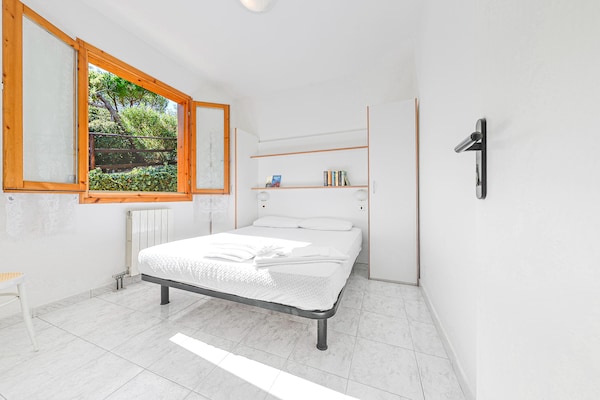 Foto van Appartementen met veranda, Andora - Vakantiehuis in ANDORA (SAVONA) - BedRoom