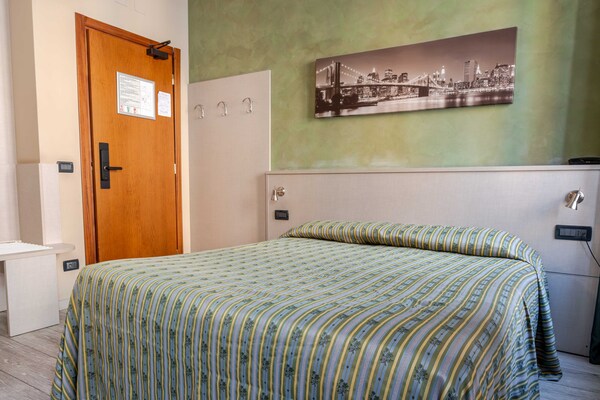 Foto van Hotel 3 Comfortabel verblijf in Ventimiglia - Vakantiehuis in Ventimiglia - Untagged