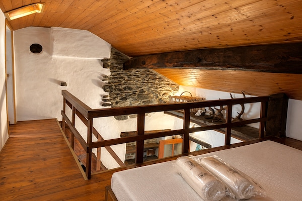Foto van Berghut voor 4 personen nabij het Lago Maggiore - Vakantiehuis in Due Cossani - BedRoom