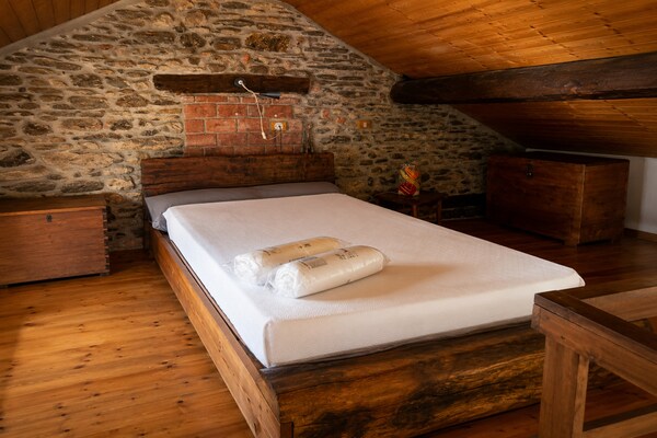 Foto van Berghut voor 4 personen nabij het Lago Maggiore - Vakantiehuis in Due Cossani - BedRoom