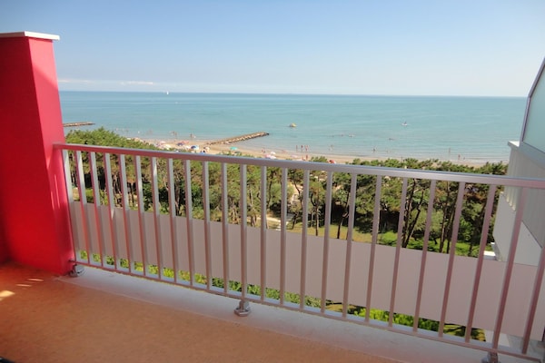 Foto van Prachtig strandappartement in Caorle - Vakantiehuis in Porto Santa Margherita - Caorle - TerraceBalcony