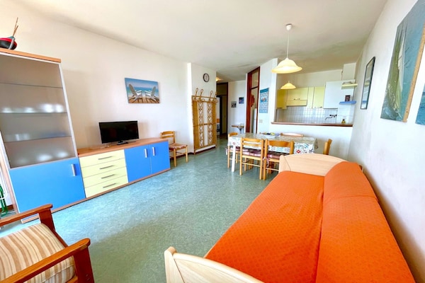 Foto van Prachtig strandappartement in Caorle - Vakantiehuis in Porto Santa Margherita - Caorle - LivingRoom