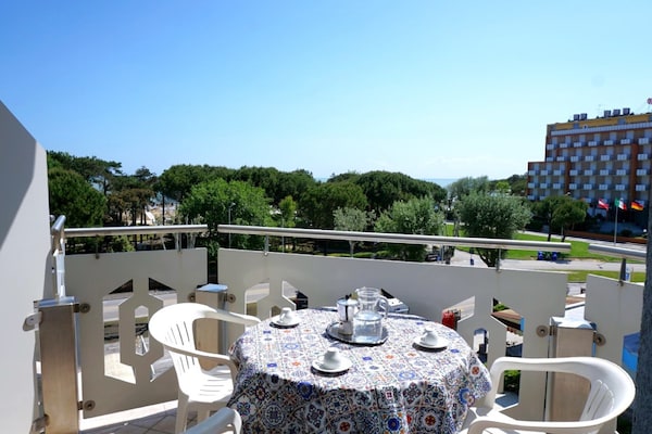 Foto van Appartement in Porto Santa Margherita bij Strand - Vakantiehuis in Porto Santa Margherita (VE) - TerraceBalcony