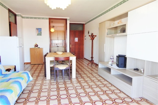 Foto van Appartement in Caorle bij Spiaggia Tartaruga - Vakantiehuis in Porto Santa Margherita (VE) - LivingRoom