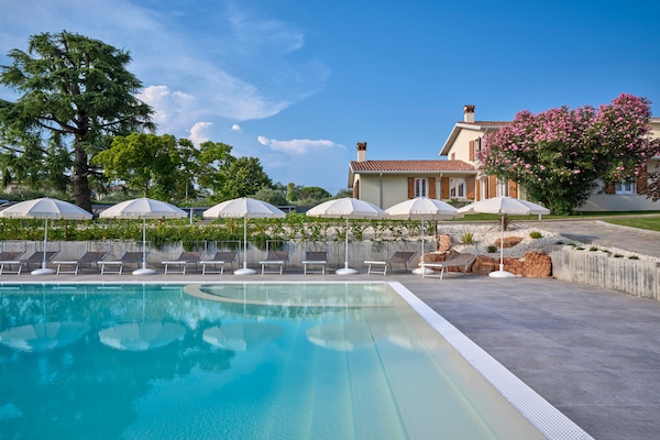 Foto van Appartement aan het Gardameer - Vakantiehuis in Torri del Benaco VR - PoolOfHouse