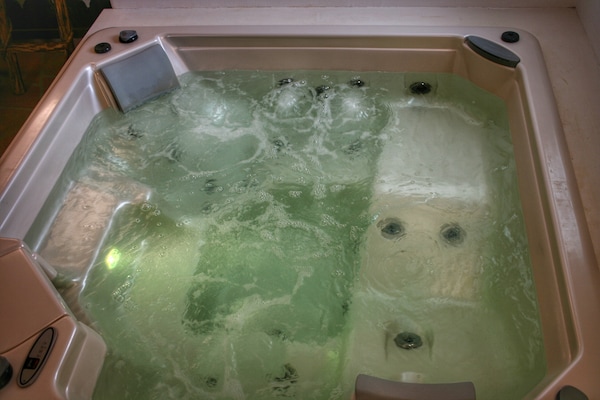 Foto van Magiërshuisje Bellamonte - Vakantiehuis in Bellamonte - Wellness