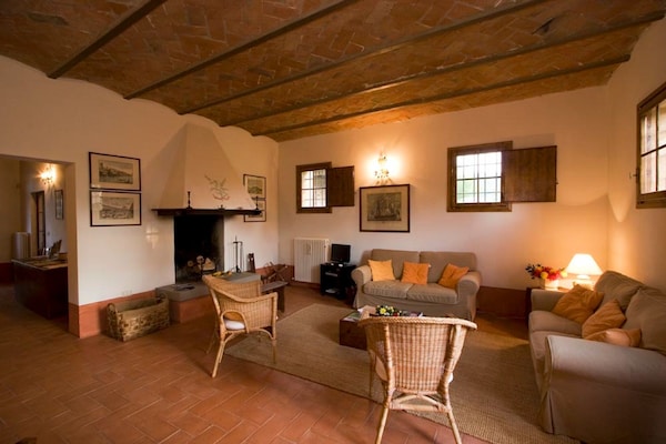 Foto van Ruim vakantiehuis in Brisighella - Vakantiehuis in Brisighella - LivingRoom