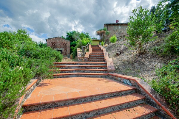 Foto van Ruime Toscaanse retraite - Vakantiehuis in Varna - Gambassi Terme-Fi - HallReception
