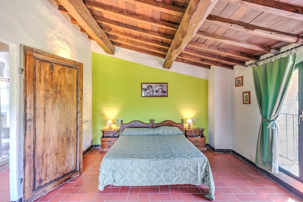 Foto van Aantrekkelijke woning met zwembad - Vakantiehuis in Dicomano (fi) - BedRoom