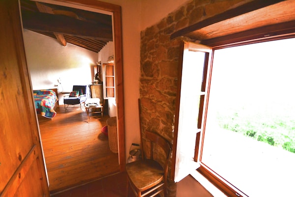 Foto van Cottage in Pescia met zwembad en tuin - Vakantiehuis in San Quirico - Pescia - BedRoom