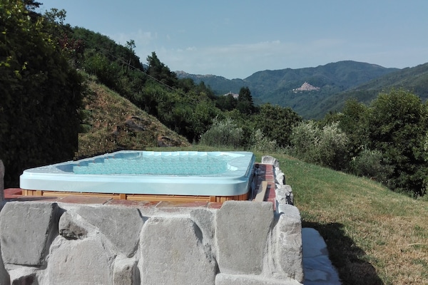 Foto van Cottage in Pescia met zwembad en tuin - Vakantiehuis in San Quirico - Pescia - Facilities