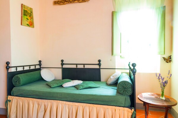 Foto van Boerderij in Toscane met Zwembad & Sauna - Vakantiehuis in Pieve A Nievole - LivingRoom