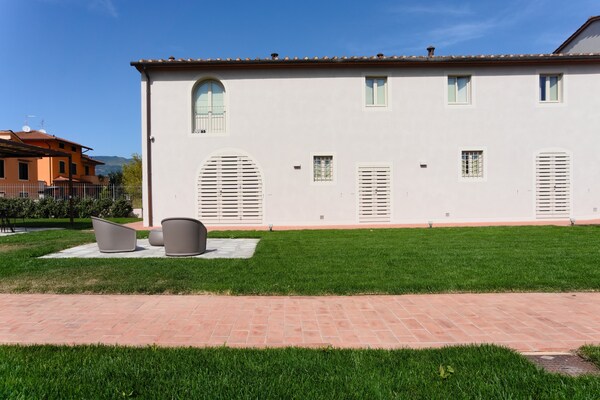 Foto van Appartement in Toscane bij Florence - Vakantiehuis in Agliana (PT) - ExteriorSummer