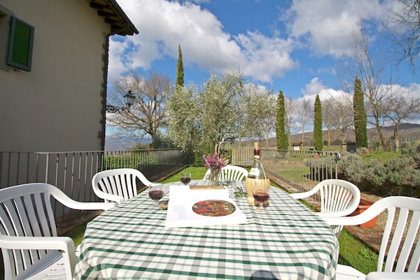 Foto van Boerderij in Poppi met zwembad en natuur - Vakantiehuis in Poppi - TerraceBalcony