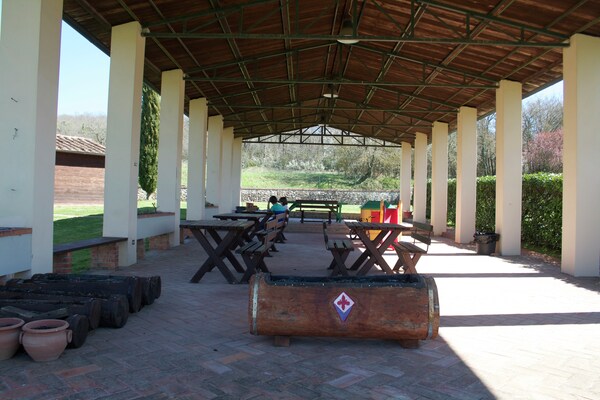 Foto van Boerderij met uitzicht op het zwembad - Vakantiehuis in Bucine (AR) - Facilities
