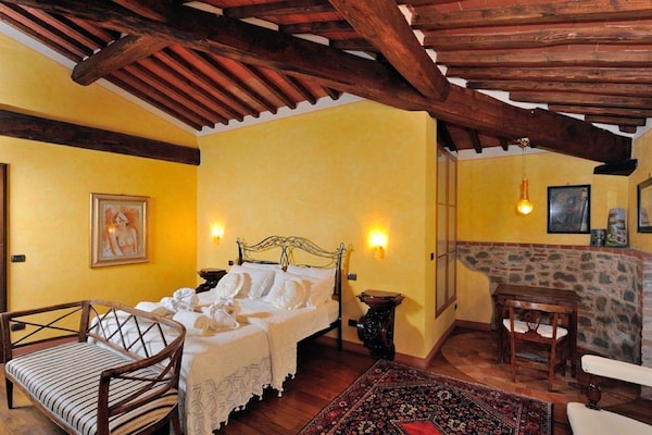 Foto van Toscaanse familievilla met sauna - Vakantiehuis in Bucine - BedRoom
