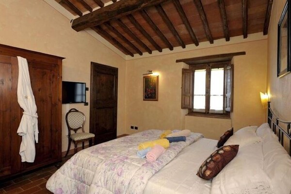Foto van Toscaanse familievilla met sauna - Vakantiehuis in Bucine - BedRoom