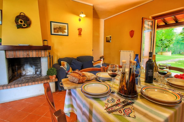 Foto van Appartement in Toscane bij Trasimeno - Vakantiehuis in Chianacce - DiningRoom