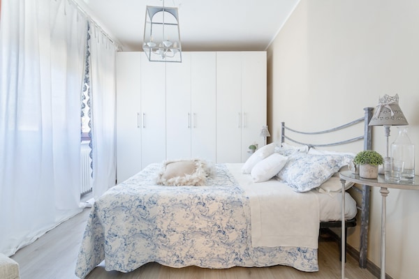 Foto van Villa in Forte dei Marmi bij het Strand - Vakantiehuis in Forte dei Marmi - BedRoom