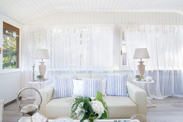 Foto van Villa in Forte dei Marmi bij het Strand - Vakantiehuis in Forte dei Marmi - LivingRoom