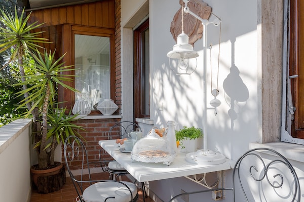 Foto van Villa in Forte dei Marmi bij het Strand - Vakantiehuis in Forte dei Marmi - TerraceBalcony