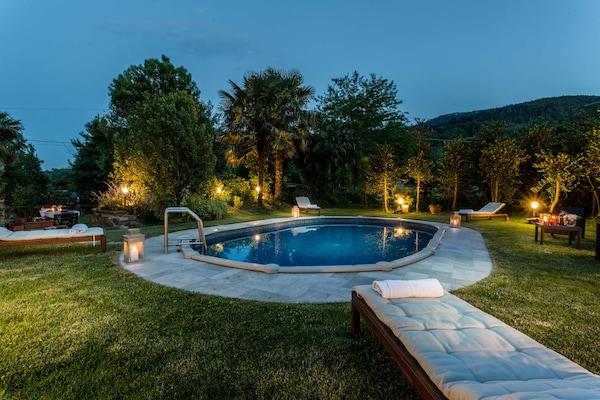 Foto van Boerderij bij Lucca met Toscaanse Uitzicht - Vakantiehuis in Pieve di Compito - PoolOfHouse