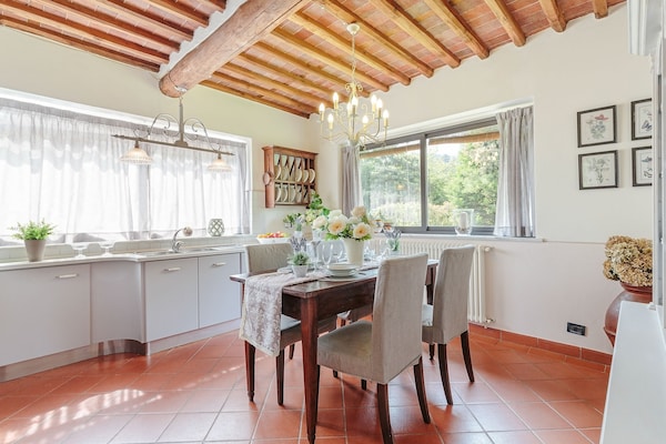 Foto van Boerderij bij Lucca met Toscaanse Uitzicht - Vakantiehuis in Pieve di Compito - Kitchen