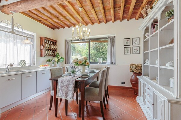 Foto van Boerderij bij Lucca met Toscaanse Uitzicht - Vakantiehuis in Pieve di Compito - Kitchen