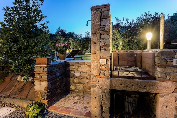 Foto van Boerderij bij Lucca met Toscaanse Uitzicht - Vakantiehuis in Pieve di Compito - ExteriorSummer