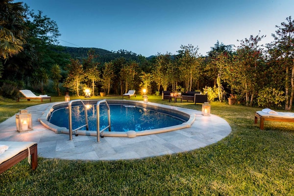 Foto van Boerderij bij Lucca met Toscaanse Uitzicht - Vakantiehuis in Pieve di Compito - PoolOfHouse