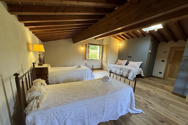 Foto van Huis in Toscane bij Pisa en Lucca - Vakantiehuis in Lucca - BedRoom
